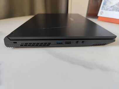 只此一家?超高性价比12代i5+RTX3060,神舟战神Z8-DA5NP体验