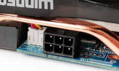 gt220显卡供电怎么插(详细图解供你参考)