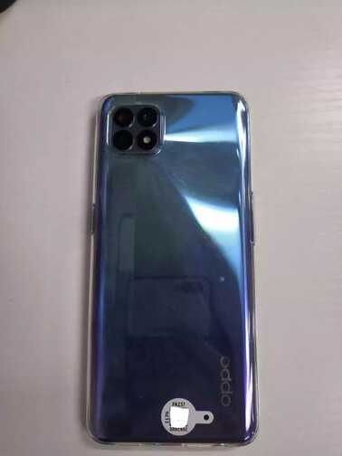 OPPO Reno4 SE测评：手感舒适，性能也不错