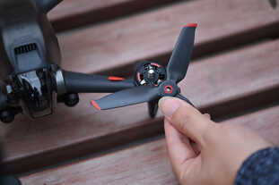 大疆DJI FPV无人机评测:兼备航拍与穿越的全能飞行器
