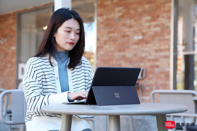 微软 Surface Pro 8:作为主力机用了一周,告诉你它到底靠不靠谱