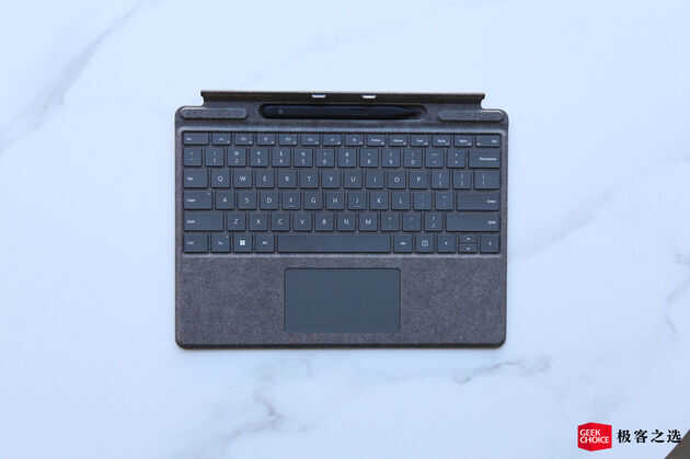 微软 Surface Pro 8:作为主力机用了一周,告诉你它到底靠不靠谱