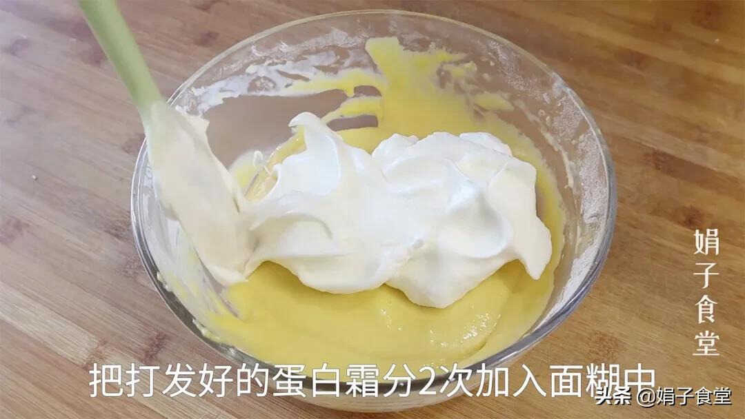 想吃蛋糕不用买,电饭煲就能做,蓬松柔软,不塌陷不回缩,超简单