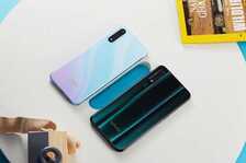 vivo Z5参数配置:内置4500mAh大电池+22.5W闪充