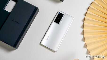 vivo X70 Pro评测:实力并不均衡 但同价位依旧值得选