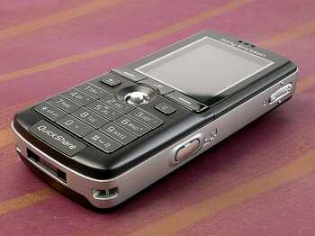 ［经典手机］ 索尼爱立信K750：首款200万自动对焦