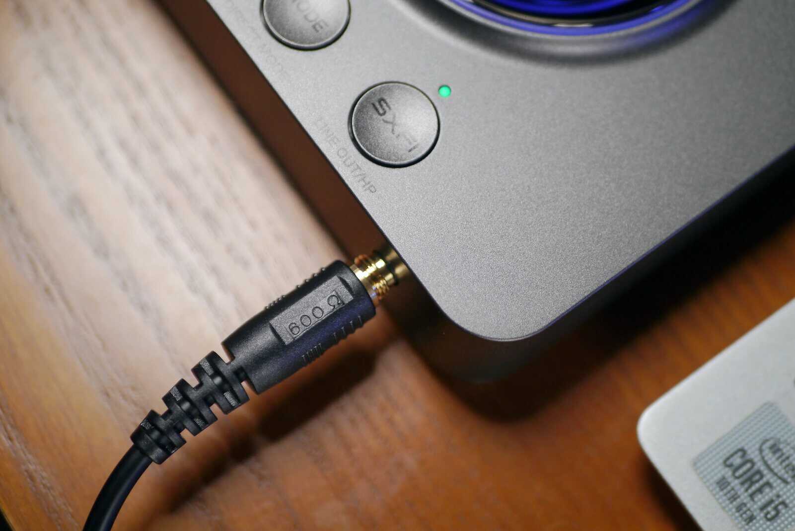 这个环绕音效真牛,创新Sound Blaster X4外置声卡的音质音效体验