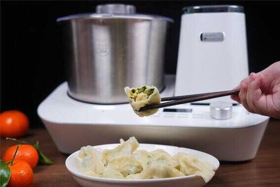 “围裙妈妈”的好帮手，有了moido陌冬和面机，在家一样做美食