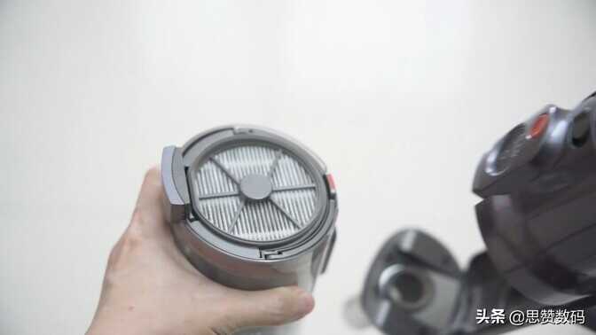 小狗T12 Pro Rinse无线吸尘器详细使用体验测评,性价比清洁利器