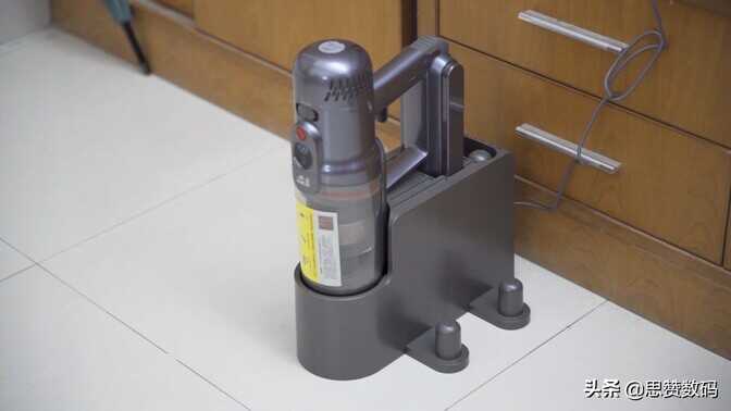 小狗T12 Pro Rinse无线吸尘器详细使用体验测评,性价比清洁利器