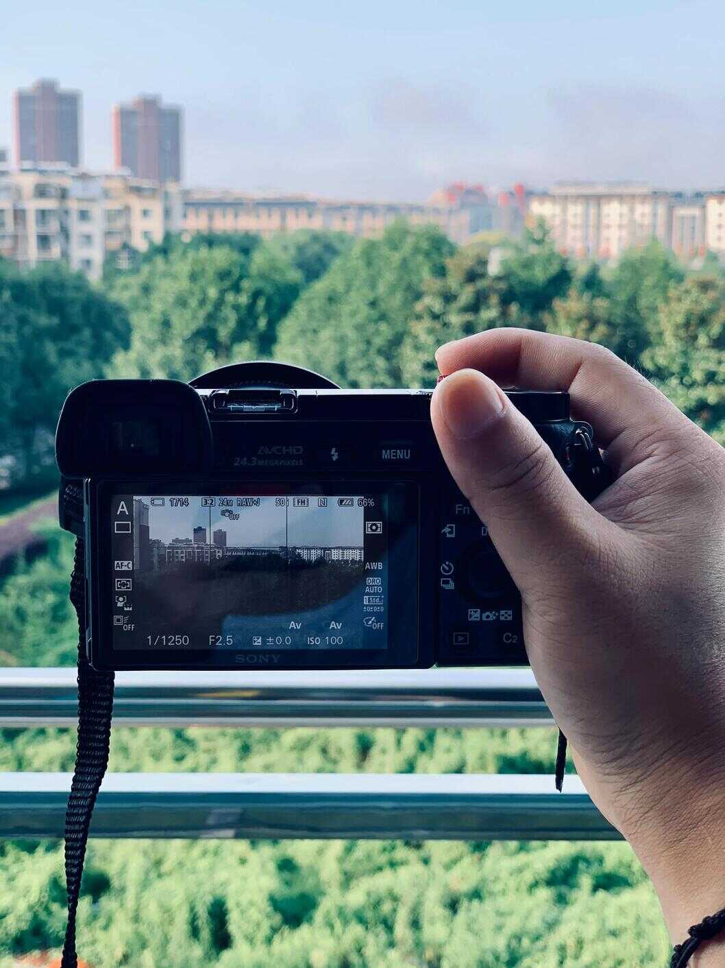 入门相机首选,索尼A6000的三大优势,爱了