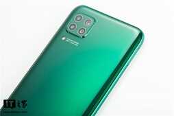 「IT之家评测室」华为nova6 SE全面评测:nova家族潮美新单品