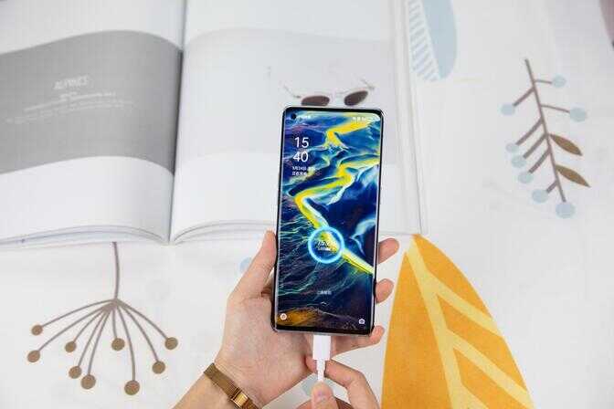 OPPO Reno6 Pro+深度评测:性能体验做加法,颜值、影像独领风骚