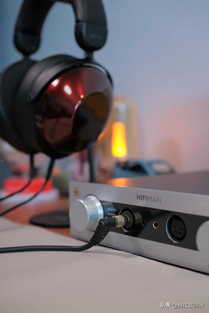 年轻人的第一台桌面台放,HIFIMAN EF400解码耳放一体机测评