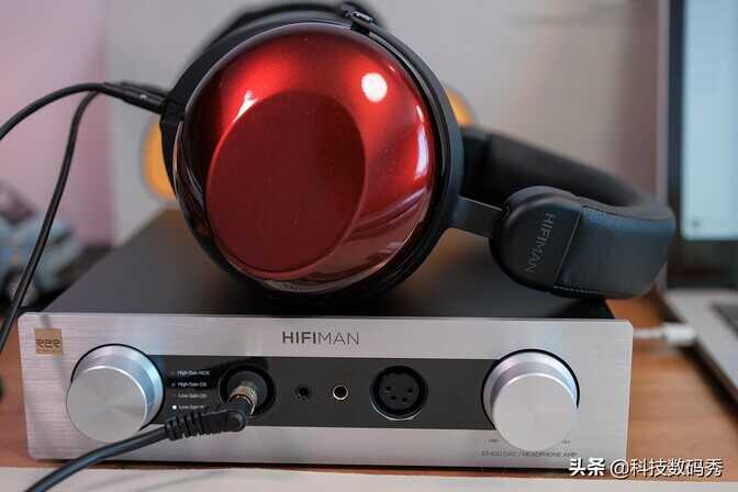 年轻人的第一台桌面台放,HIFIMAN EF400解码耳放一体机测评