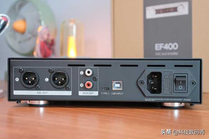 年轻人的第一台桌面台放,HIFIMAN EF400解码耳放一体机测评