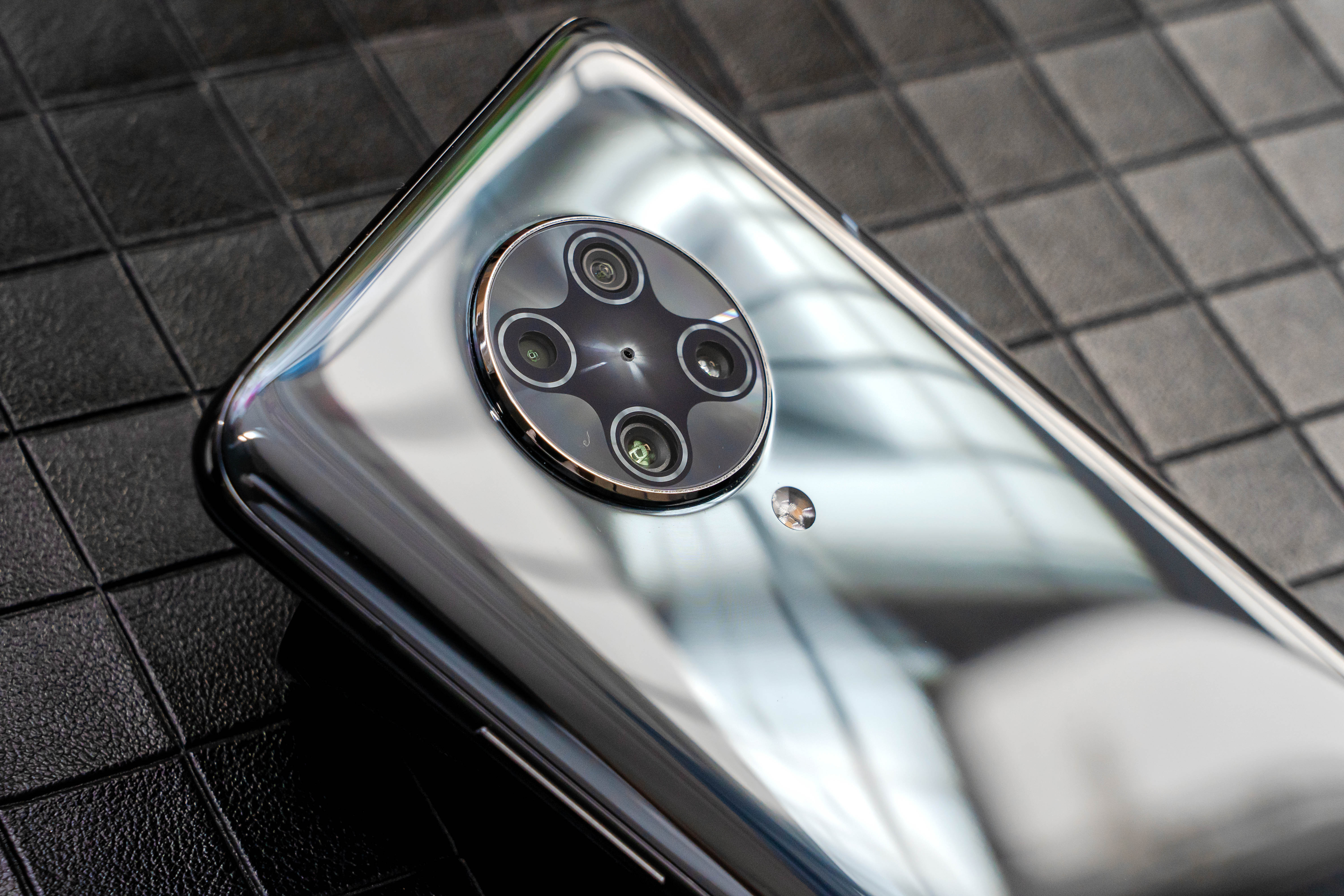 红米Redmi K30至尊纪念版评测:究竟是升级还是降级?