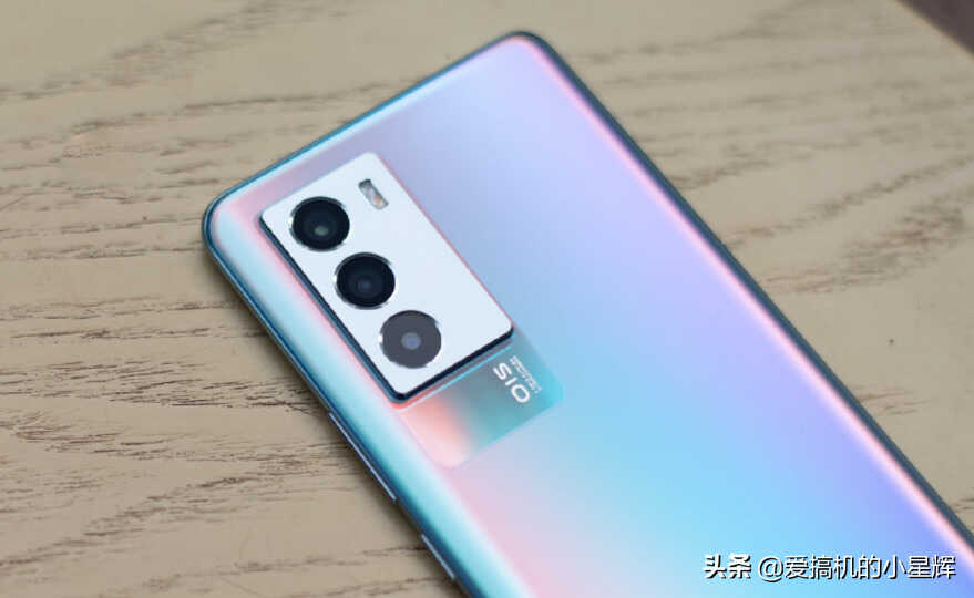 iQOO Neo5S值得买吗?理性分析优缺点之后,终于知道了答案