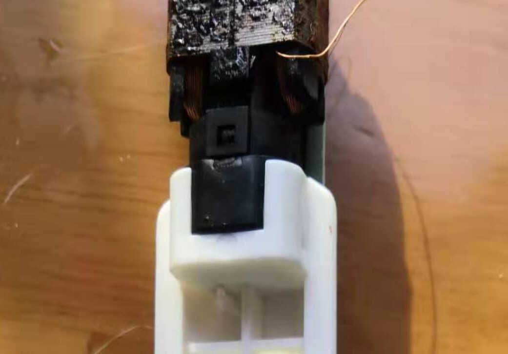 牙医科普:电动牙刷的正确使用方法:严防三大伤牙弊端