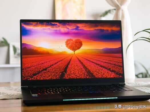 笔记本也开始内卷了?性价比逆天的intel NUC Studio X15 移动工作站
