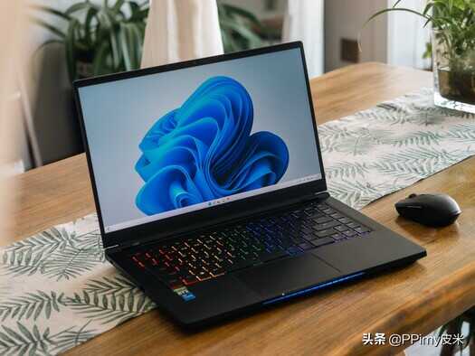 笔记本也开始内卷了?性价比逆天的intel NUC Studio X15 移动工作站