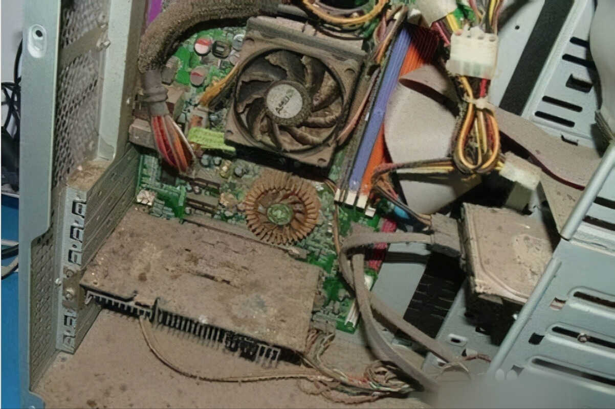 电脑机箱嗡嗡响,不知道噪音是怎么来的?更换这几个部件即可解决