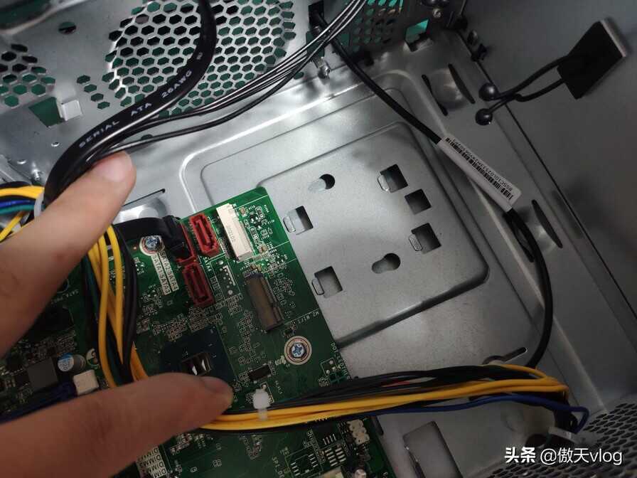 联想扬天v110拆机图解图片