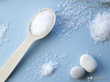 打印机墨水弄脏手?教你快速清洗打印机墨水的妙招