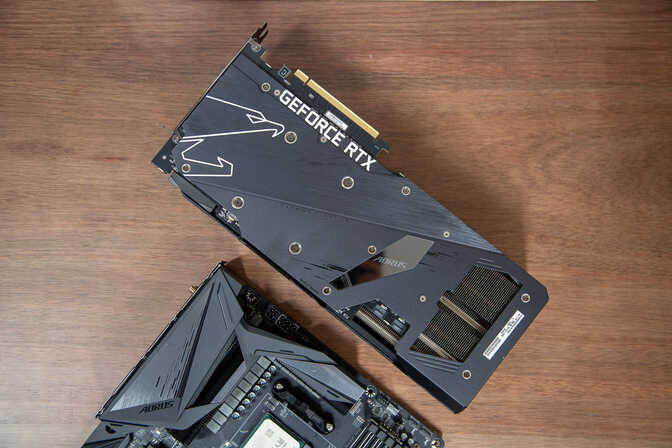 3950X和5900X到底选哪个?生产力+游戏主机怎么选