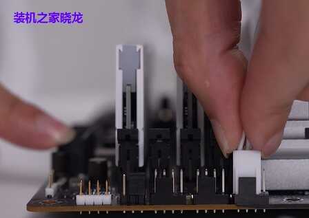 超详细图文+视频电脑组装教程,装机之家手把手教你组装一台电脑