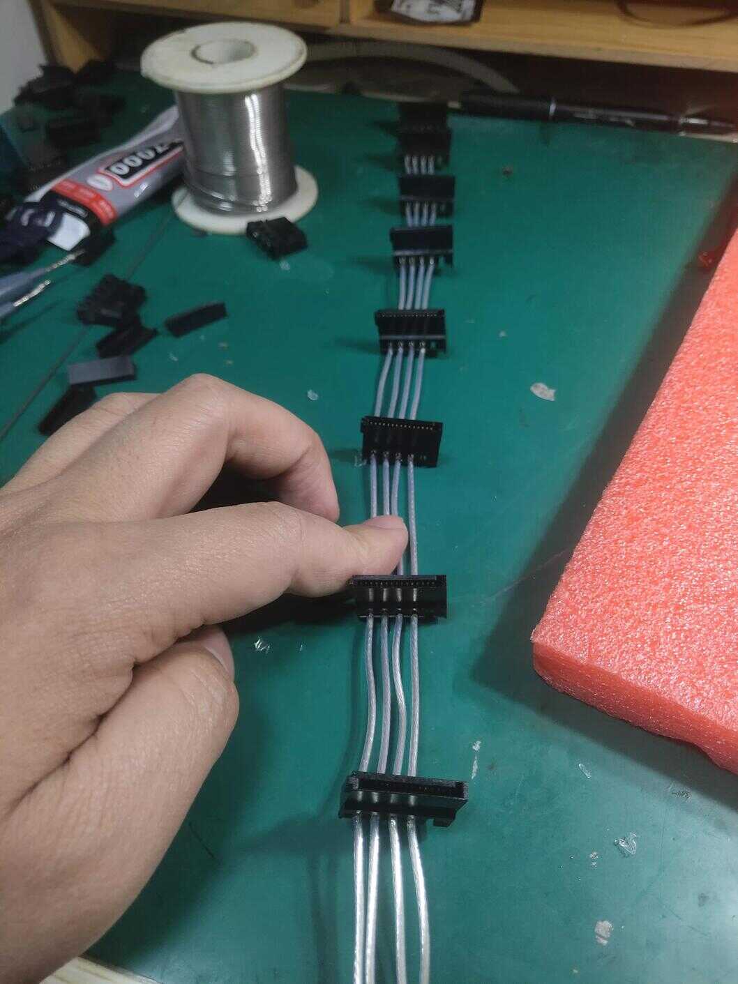 挂机电脑硬盘供电接口不够,做一根线来解决