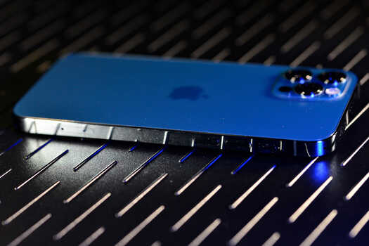 去年旗舰iPhone 12 Pro现在多少钱了?不到6000可以入手256GB版
