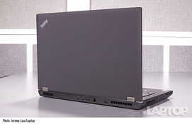 联想Thinkpad P7017寸大屏工作站笔记本评测！