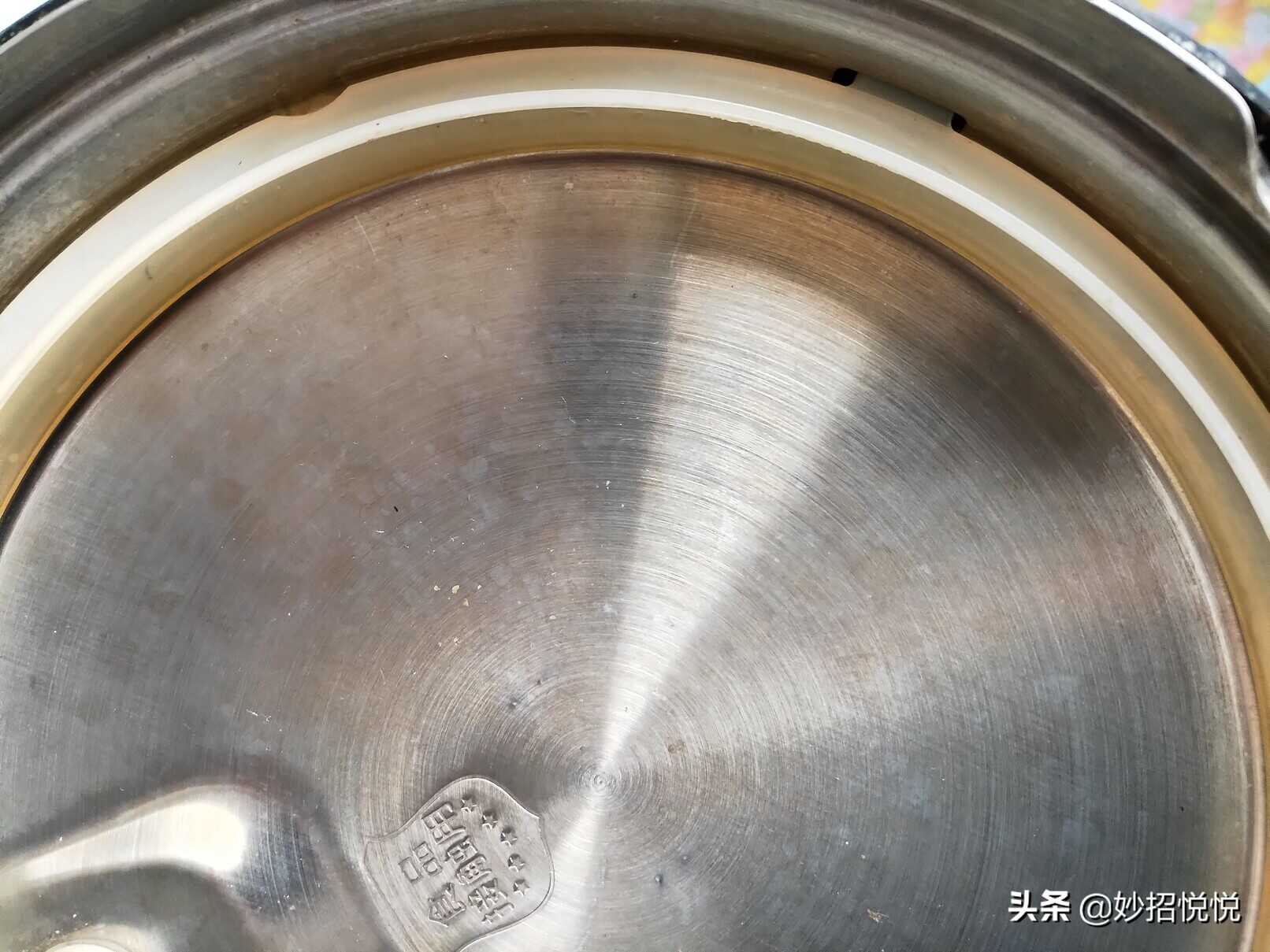 电饭锅学会这样使用,不但做出来的米饭香喷喷,寿命可以多用5年