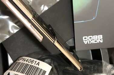 相隔十六年,全新诺基亚8800重现江湖,如今还值两千块