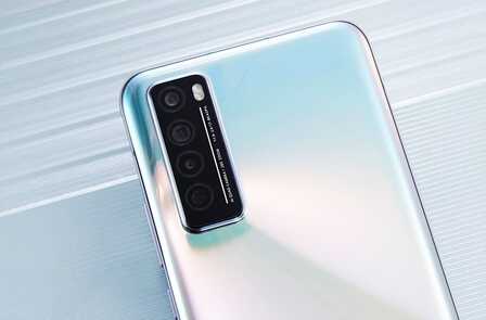 华为5G手机终于有货了,6400万四摄+鸿蒙OS,仅2069元售价亲民