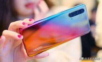 OPPO Reno3值得买吗?上手一段时间后,这些心里话可供参考