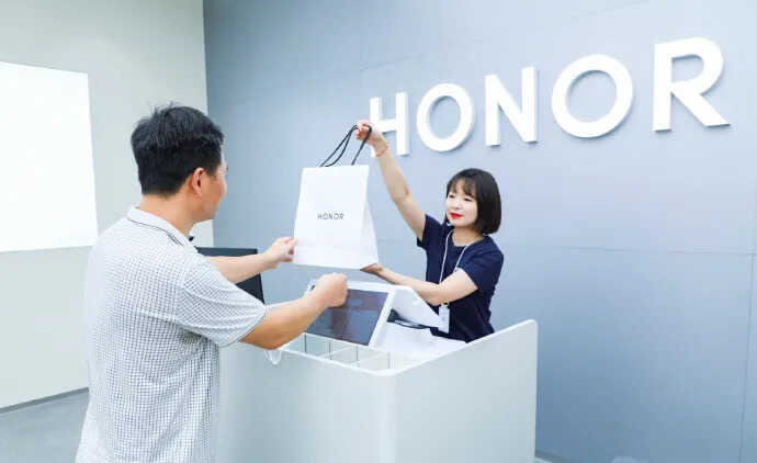 华为与荣耀是什么关系?他们之间的最大区别在哪?