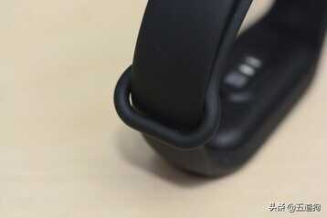 小米手环7台湾版:微放大的1.62英寸屏
