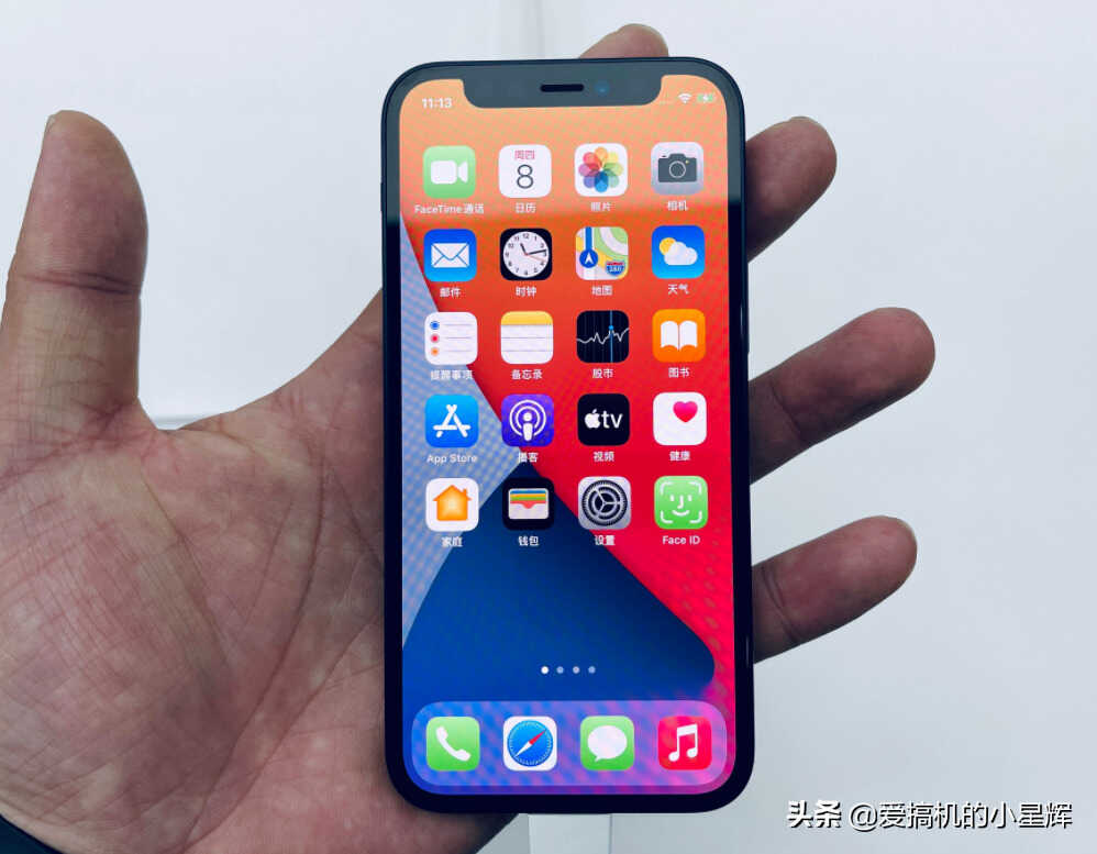 iPhone 12和iPhone 12 mini谁更值得买,看完这份榜单就懂了