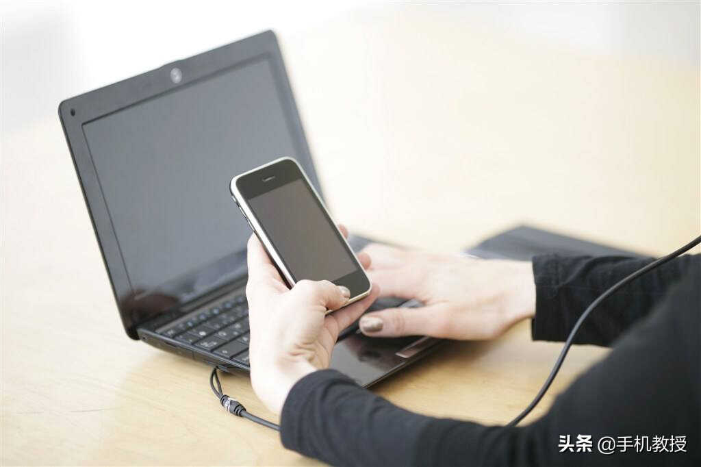 手机中的“护眼模式”真的有用吗?是噱头还是真有用?