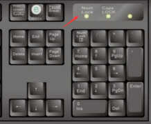 thinkpad字母键盘锁了怎么解锁(电脑键盘被锁住了快速解锁方法)