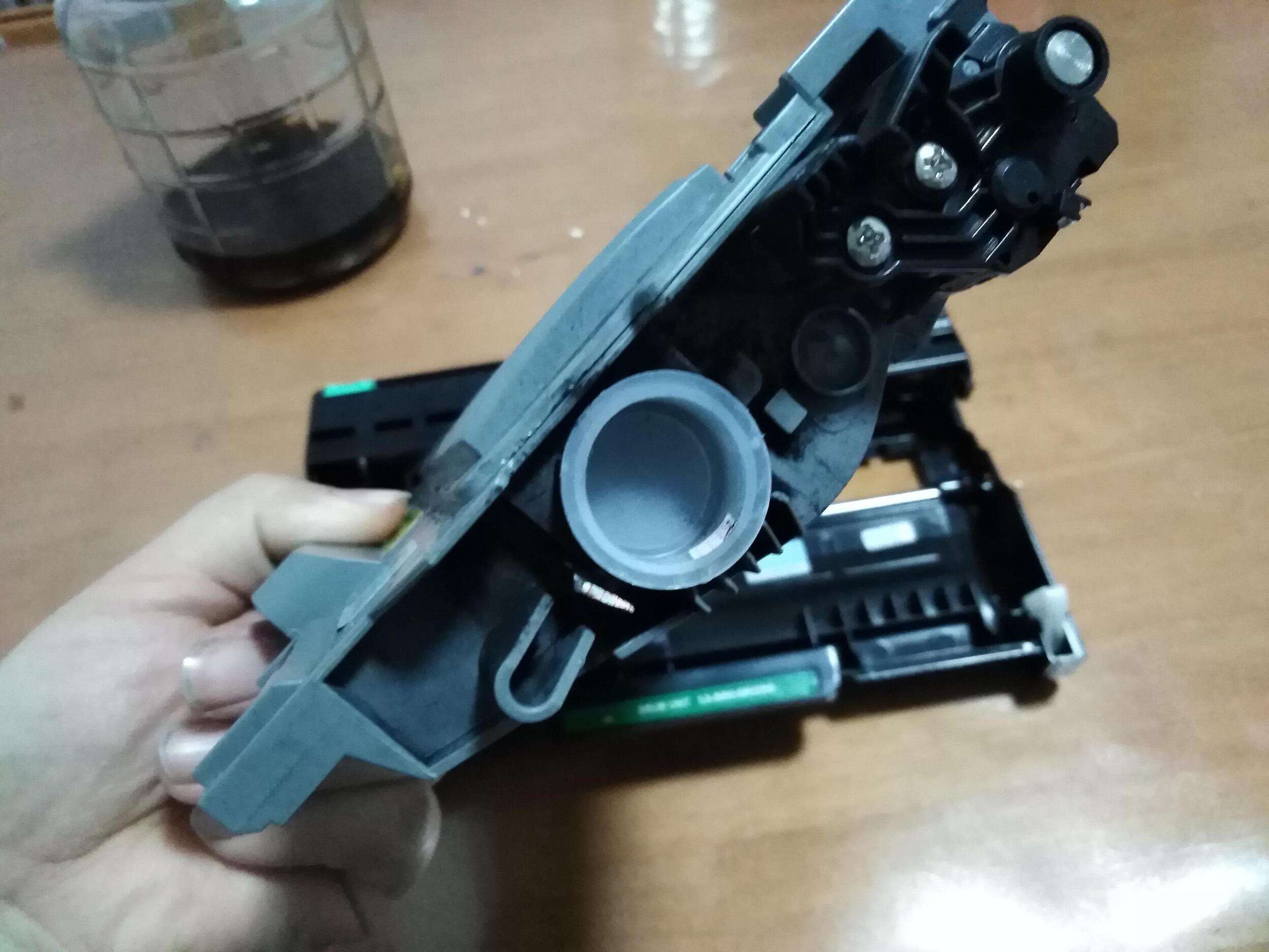 打印机的墨盒怎么加粉?能动手的都自己加吧!