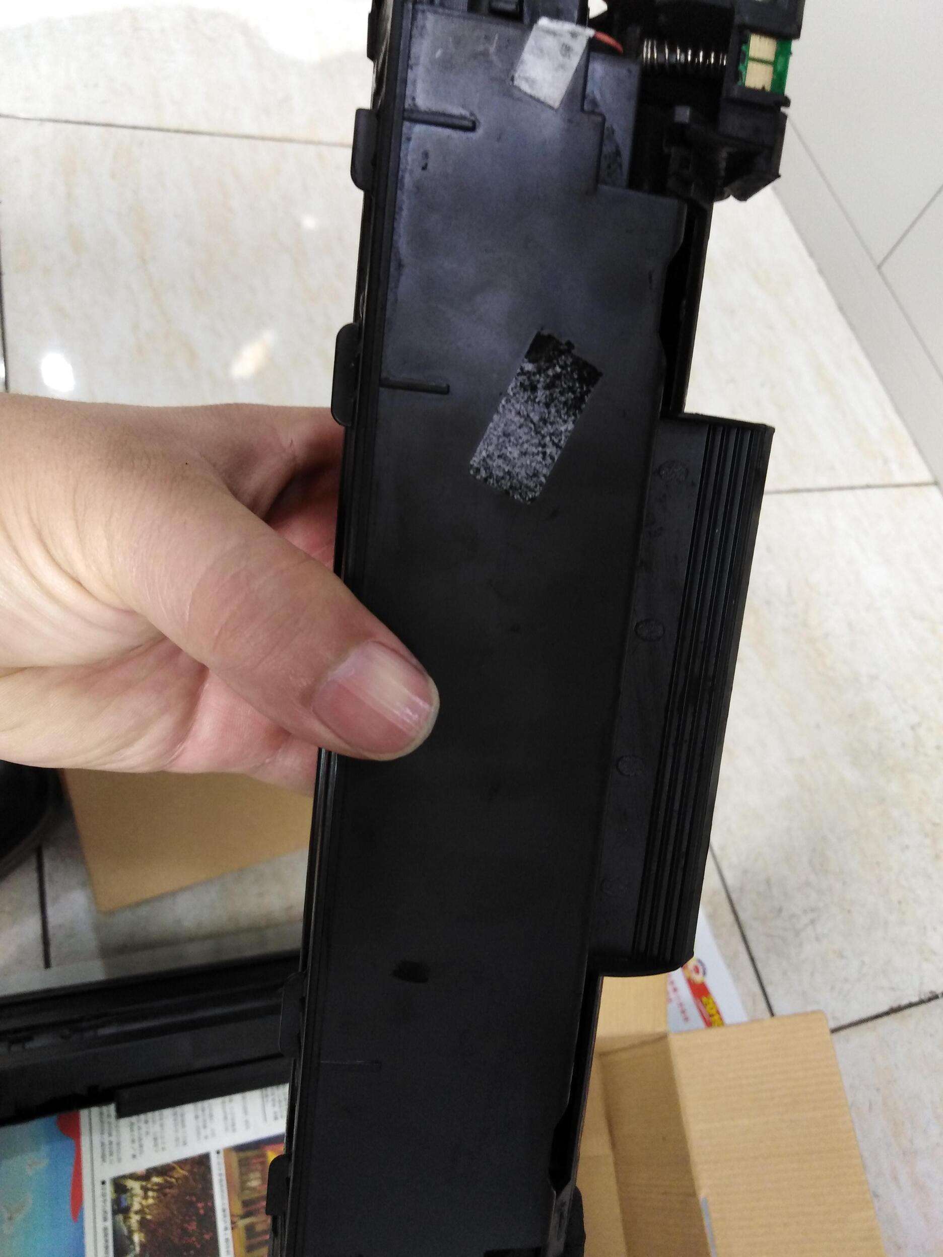 打印机的墨盒怎么加粉?能动手的都自己加吧!