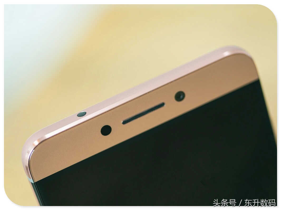 乐视乐Max 2实测:全程数字无损音频,超声波金属指纹,乐闪冲,无边框设计