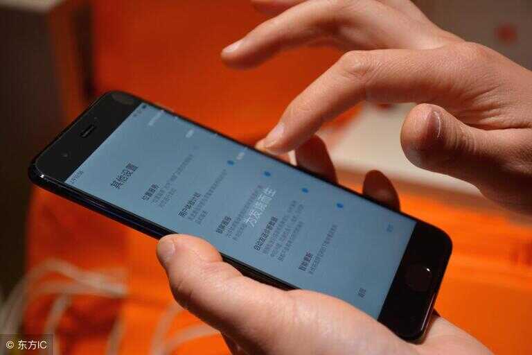 小米手机突然开不了机了,应该怎么解决?