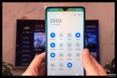 华为手机怎么无线投屏到电视（手机投屏到电视上简单方法介绍）