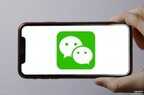 手机多张照片做成无缝长图（照片一键拼接成长图的方法）