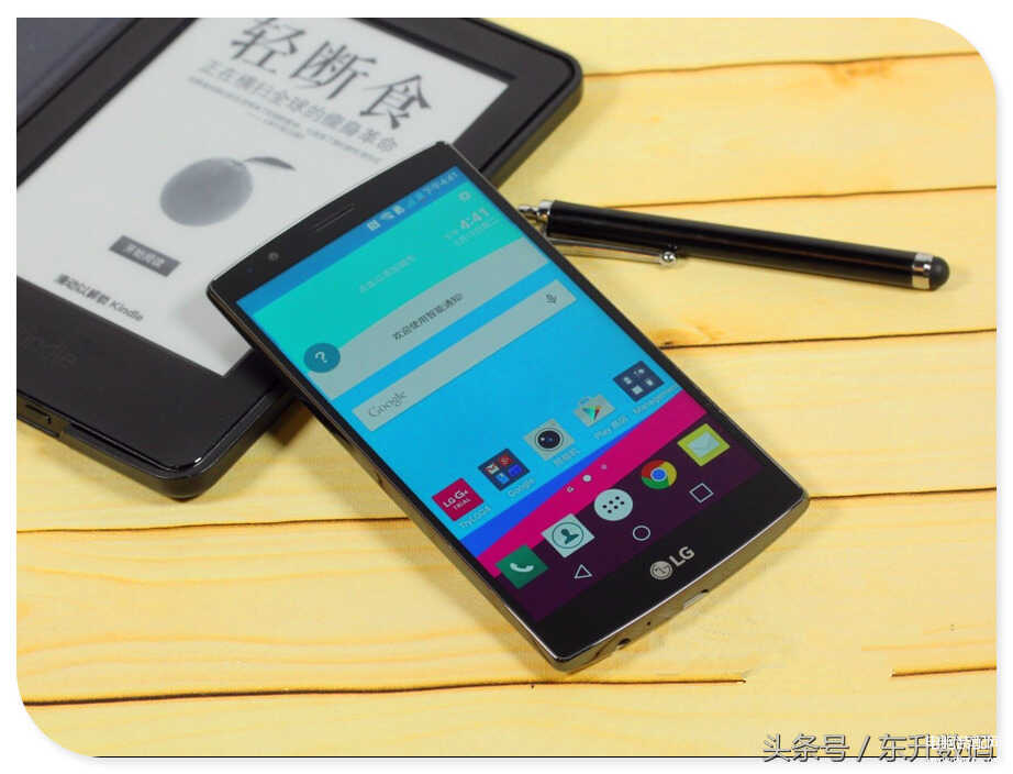 LG G4实测:曲面屏幕,B门快门模式,快速充电