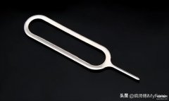 苹果卡槽怎么弄出来（取出手机SIM卡的详细方法）